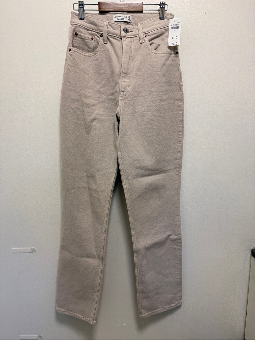Abercrombie & Fitch 90’s Straight Curve Love Jeans size 25